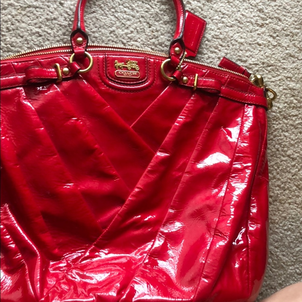 😍Coach purse ! So spacious!!